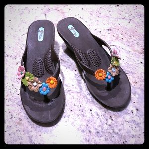 OKA b. Flip flop Sandals